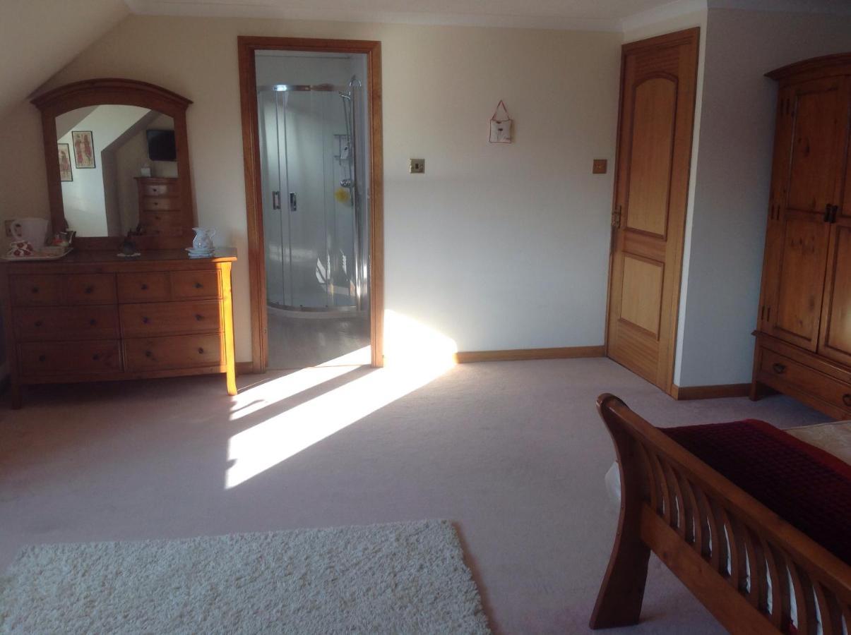 Ronaldsvoe Bed And Breakfast Fort William Esterno foto