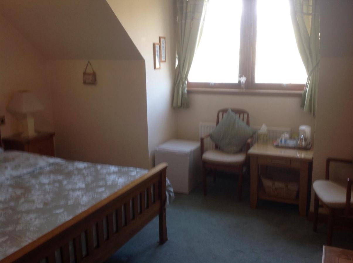 Ronaldsvoe Bed And Breakfast Fort William Esterno foto