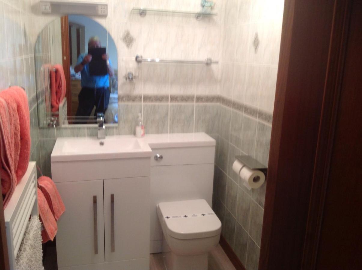 Ronaldsvoe Bed And Breakfast Fort William Esterno foto