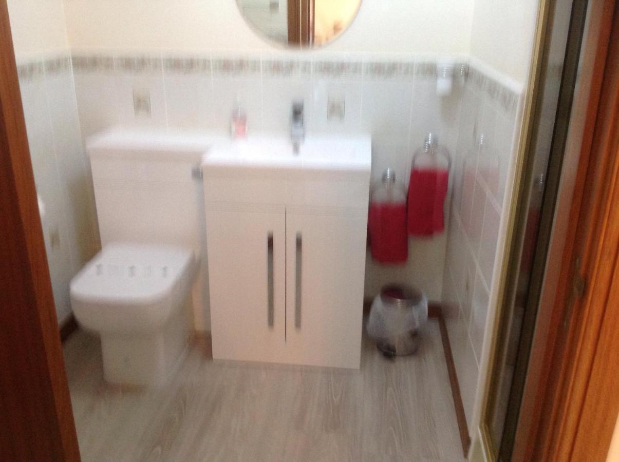 Ronaldsvoe Bed And Breakfast Fort William Esterno foto